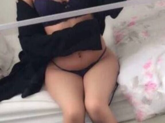 Anadolu Yakası ucuz escort azgın Türk Sinem gerçek fotoğraflı